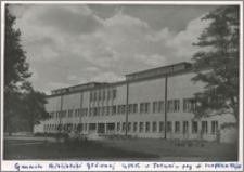 [Biblioteka Uniwersytecka w Toruniu: budynek przy ulicy Chopina ok. 1966 r.]