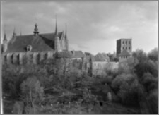 Frombork. Katedra Wniebowzięcia NMP (Archidiecezji Warmińskiej) i zamek [widok ogólny]