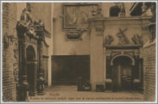 Pelplin - Wejście do zakrystyi, małych organ oraz do starego seminaryum po prawej stronie tumu
