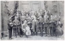 Orkiestra Państwowego Seminarium Nauczycielskiego Męskiego im. K. Libelta w Kcyni, podczas jubileuszu 60-lecia istnienia szkoły, 15.10.1925