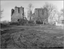 Papowo Biskupie. Ruiny zamku krzyżackiego. Widok od strony północnej