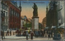 Toruń - Rynek Staromiejski z pomnikiem Mikołaja Kopernika - Thorn. Am Copernikus-Denkmal